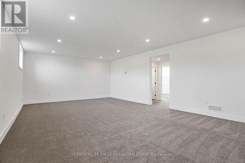80 Queen Street, North Middlesex, ON - Indoor Photo Showing Other Room