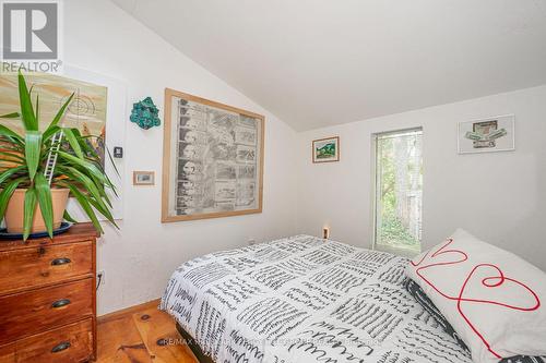 15 Hill Street, Grey Highlands, ON - Indoor Photo Showing Bedroom
