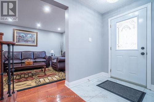 3239 Pinemeadow Drive, Burlington, ON - Indoor Photo Showing Other Room