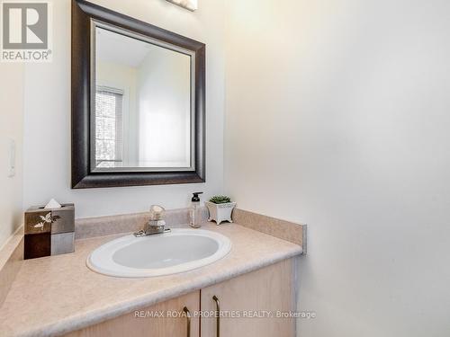1492 Warbler Road, Oakville, ON - Indoor Photo Showing Bathroom