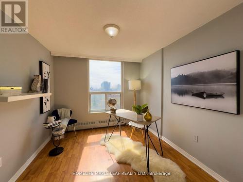 908 - 3120 Kirwin Avenue, Mississauga, ON - Indoor Photo Showing Other Room