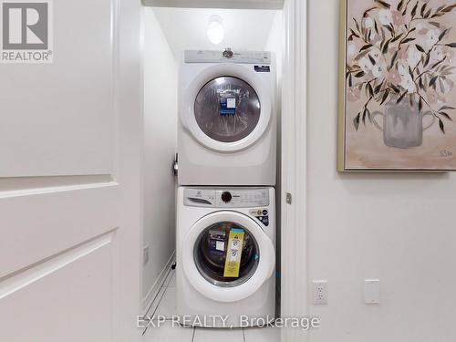37 Queenpost Drive, Brampton, ON - Indoor Photo Showing Laundry Room