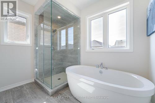 32 Camino Real Drive, Caledon, ON - Indoor Photo Showing Bathroom