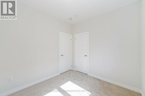 32 Camino Real Drive, Caledon, ON - Indoor Photo Showing Other Room