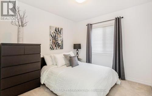 30 Fieldstone Lane Avenue, Caledon, ON - Indoor Photo Showing Bedroom
