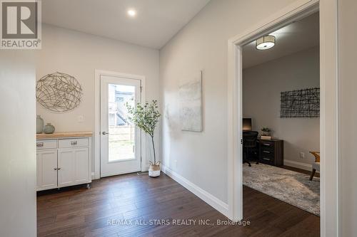 60 Valley Road, Whitchurch-Stouffville, ON - Indoor Photo Showing Other Room