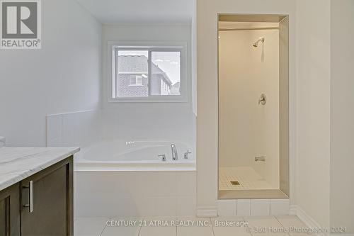 5 Clear Spring Avenue, Georgina, ON - Indoor Photo Showing Bathroom