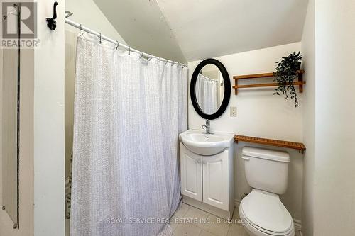 260 Westcott Street, Peterborough, ON - Indoor Photo Showing Bathroom