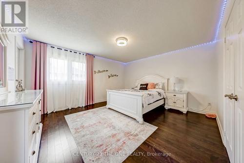 408 Elgin Mills Road W, Richmond Hill, ON - Indoor Photo Showing Bedroom
