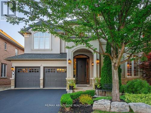 174 Tawny Crescent, Oakville, ON - Outdoor With Facade