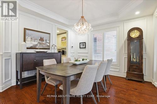 174 Tawny Crescent, Oakville, ON - Indoor Photo Showing Dining Room