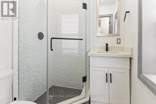 226 Verdun Road, Oshawa, ON - Indoor Photo Showing Bathroom