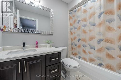 61 Bashir Street, Vaughan, ON - Indoor Photo Showing Bathroom