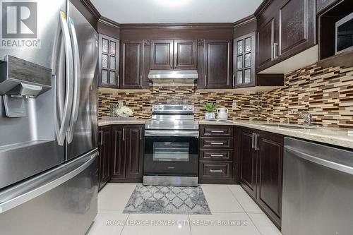 61 Bashir Street, Vaughan, ON - Indoor Photo Showing Kitchen With Upgraded Kitchen
