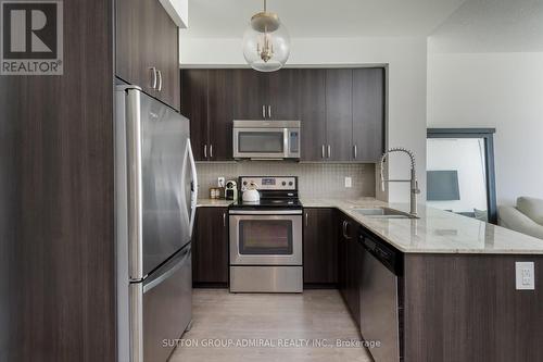 326 - 7608 Yonge Street, Vaughan, ON - Indoor Photo Showing Kitchen With Upgraded Kitchen