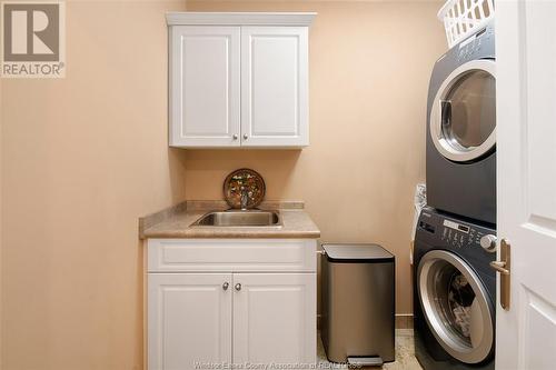 252 Dalhousie Street Unit# 203, Amherstburg, ON - Indoor Photo Showing Laundry Room