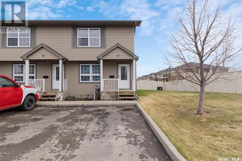 125 700 2Nd Avenue S, Martensville, SK - Outdoor With Facade