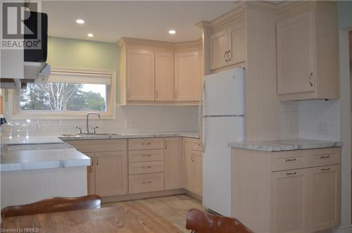 208 W Sweezy Street, Trout Creek, ON - Indoor Photo Showing Kitchen