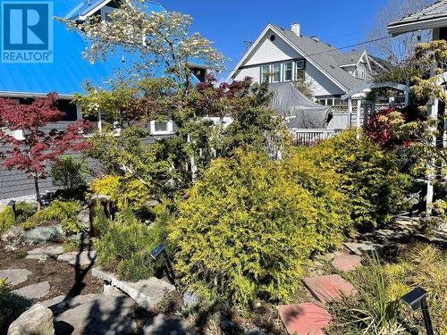 5662 Marine Ave, Powell River, BC - Outdoor