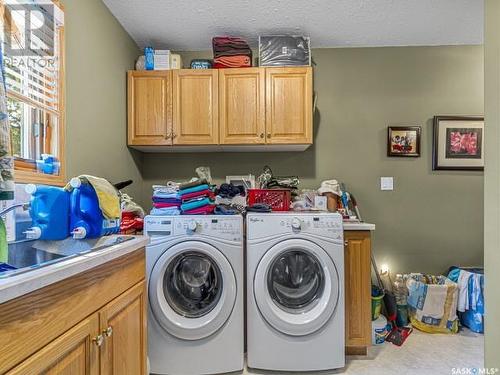3341 Dieppe Street, Saskatoon, SK - Indoor Photo Showing Laundry Room