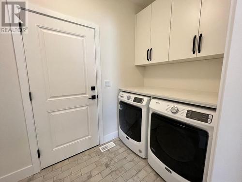 8000 Vedette Drive Unit# 23, Osoyoos, BC - Indoor Photo Showing Laundry Room