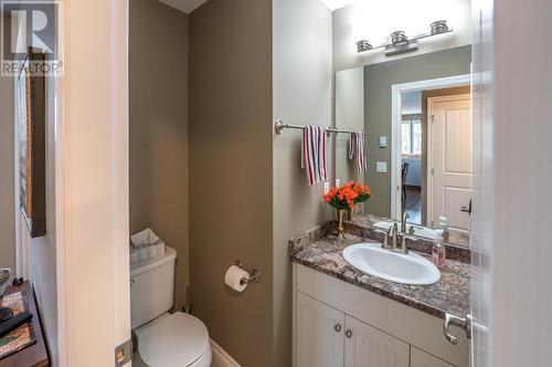 2450 Radio Tower Road Unit# 114, Oliver, BC - Indoor Photo Showing Bathroom