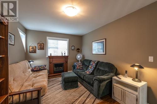 2450 Radio Tower Road Unit# 114, Oliver, BC - Indoor Photo Showing Living Room With Fireplace