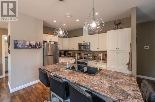 2450 Radio Tower Road Unit# 114, Oliver, BC - Indoor Photo Showing Kitchen With Double Sink