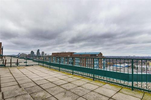 145 Hillcrest Avenue|Unit #209, Mississauga, ON - Outdoor