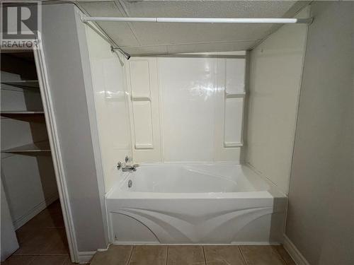 41 Donald Street, Moncton, NB - Indoor Photo Showing Bathroom