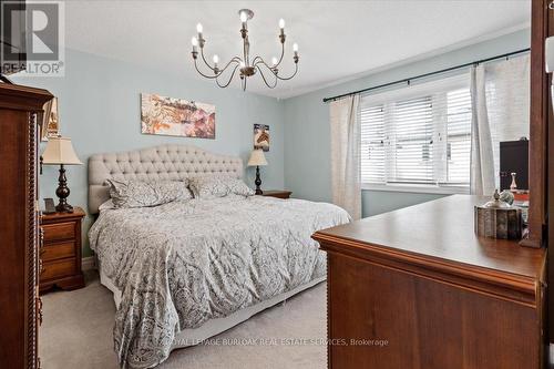 4182 Prudham Avenue, Burlington, ON - Indoor Photo Showing Bedroom