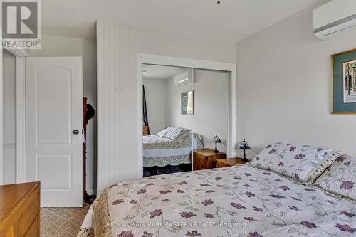 422 Marble Point Road, Marmora And Lake, ON - Indoor Photo Showing Bedroom