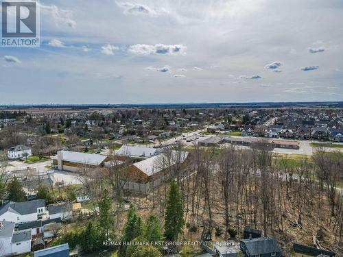 22 Kinsmen Court, Whitby, ON - Outdoor With View