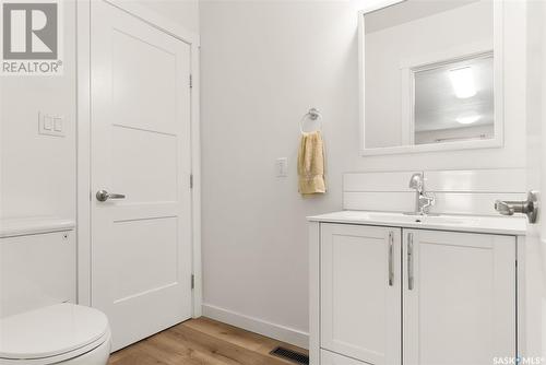 112 Green Avenue, Regina Beach, SK - Indoor Photo Showing Bathroom