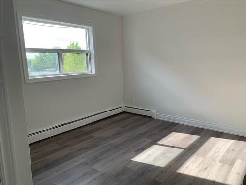 700 Lawrence Road|Unit #305, Hamilton, ON - Indoor Photo Showing Other Room