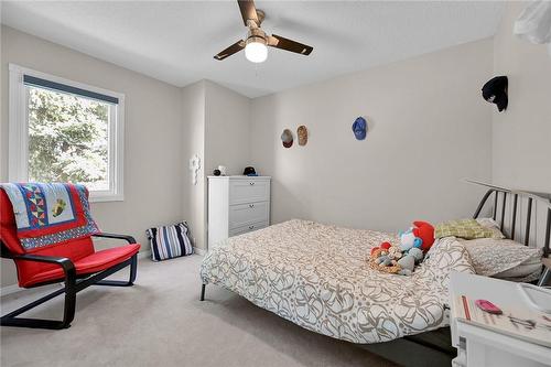 11 Pirie Drive|Unit #20, Dundas, ON - Indoor Photo Showing Bedroom