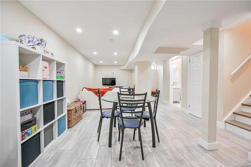 11 Pirie Drive|Unit #20, Dundas, ON - Indoor Photo Showing Dining Room