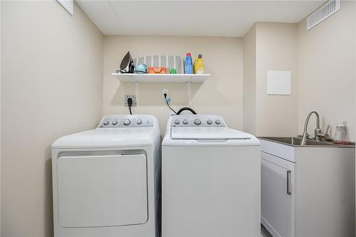 11 Pirie Drive|Unit #20, Dundas, ON - Indoor Photo Showing Laundry Room