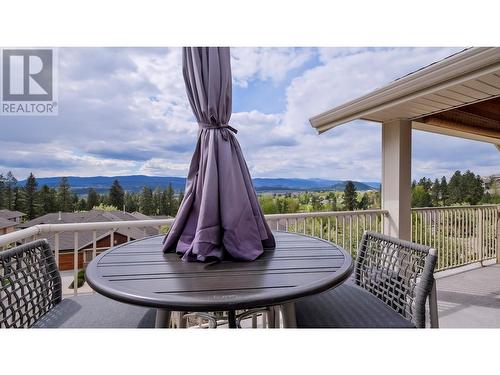 3516 Camelback Drive, Kelowna, BC - Outdoor With View With Exterior