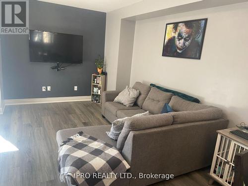 9 - 1328 Upper Sherman Avenue, Hamilton, ON - Indoor Photo Showing Living Room