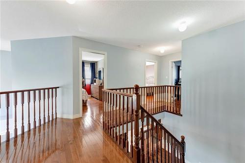 98 Kendrick Court, Ancaster, ON - Indoor Photo Showing Other Room