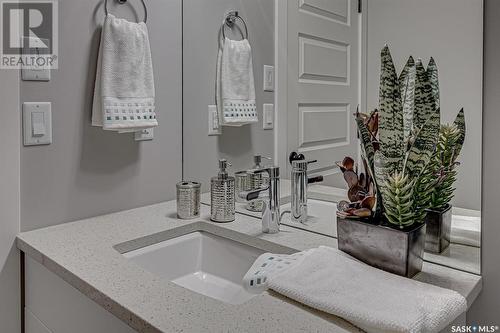 3205 Green Turtle Road, Regina, SK - Indoor Photo Showing Bathroom