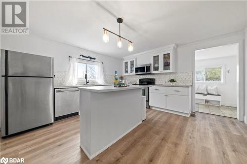41 Baldwin Street, Belleville, ON - Indoor Photo Showing Kitchen With Stainless Steel Kitchen With Upgraded Kitchen