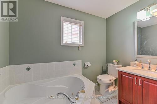 30 Heathwood Drive, Brampton, ON - Indoor Photo Showing Bathroom