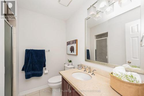 30 Heathwood Drive, Brampton, ON - Indoor Photo Showing Bathroom
