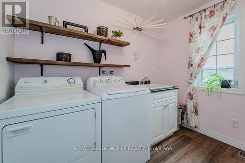 34 Treeview Drive, Woolwich, ON - Indoor Photo Showing Laundry Room