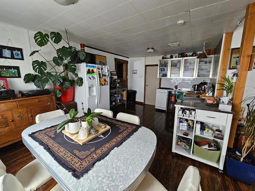 565 Wallinger Avenue, Kimberley, BC - Indoor Photo Showing Dining Room