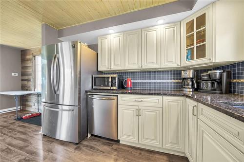 2970 Lakeshore Road, Dunnville, ON - Indoor Photo Showing Kitchen