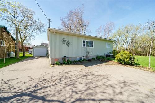 2970 Lakeshore Road, Dunnville, ON - Outdoor