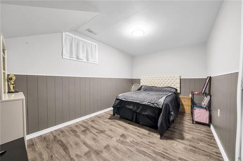 2970 Lakeshore Road, Dunnville, ON - Indoor Photo Showing Bedroom